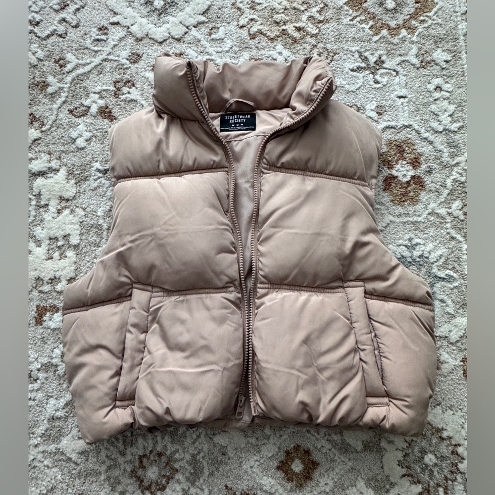 Streetwear Society Tan Puffer Vest
